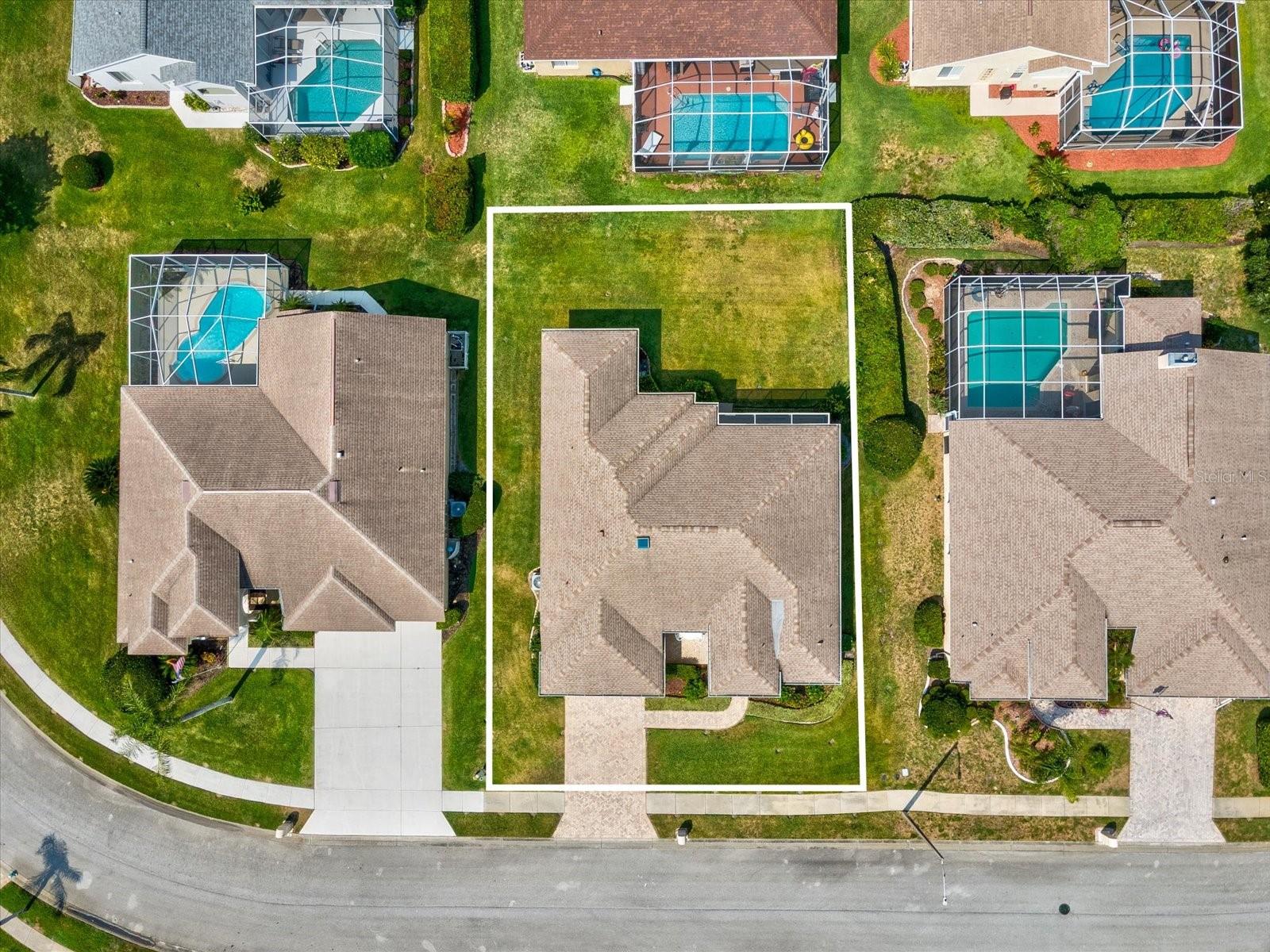 Image 45 of 75 For 13922 Talmage Loop