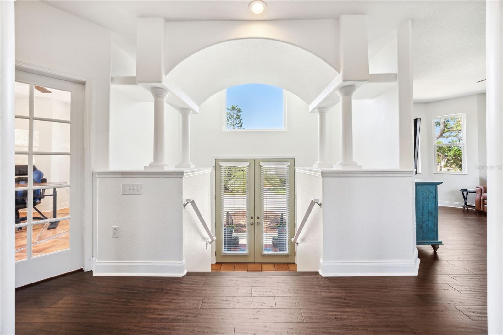 Image 3 of 61 For 7340 Brightwaters Court