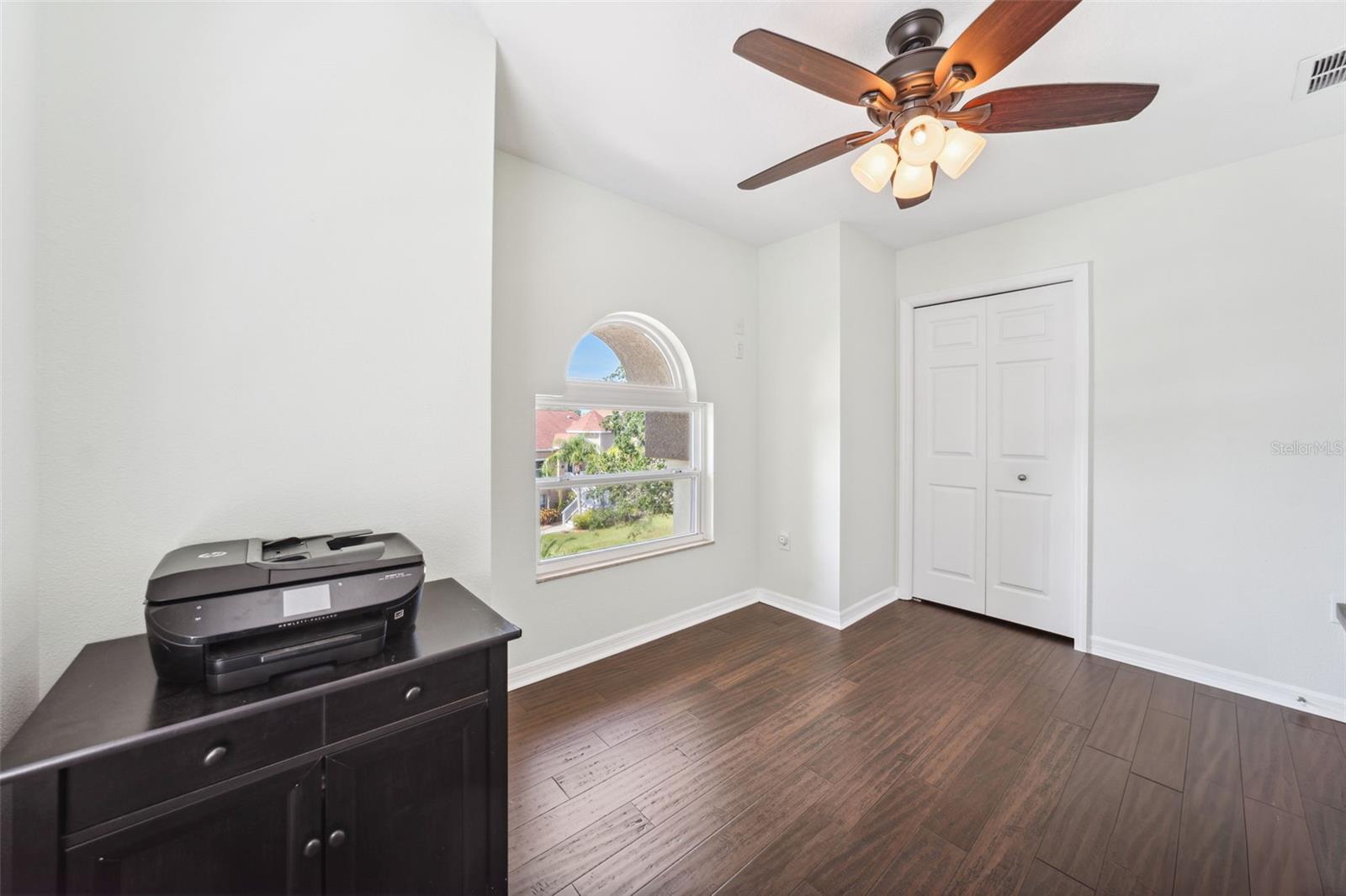 Image 32 of 61 For 7340 Brightwaters Court