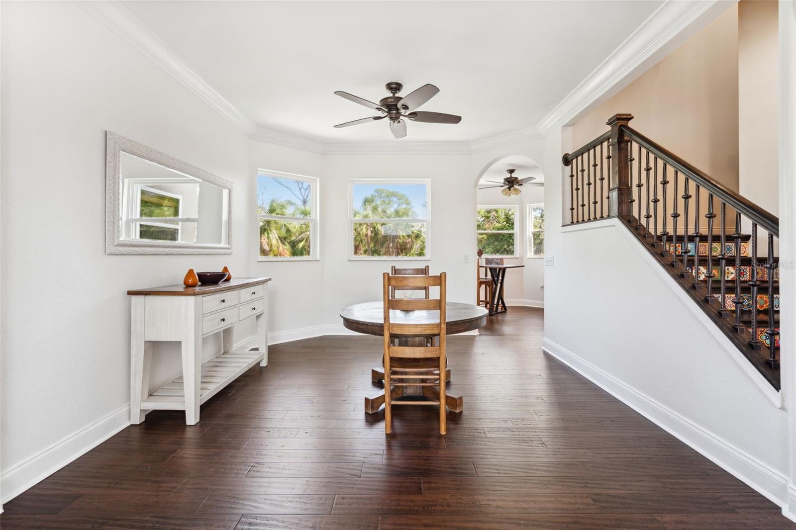 Image 4 of 61 For 7340 Brightwaters Court
