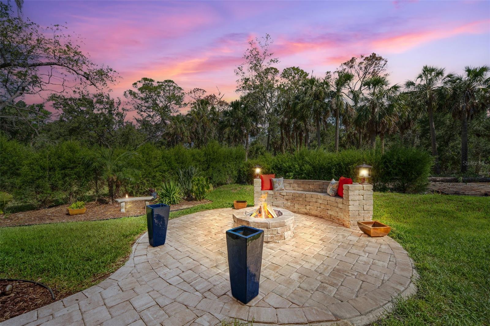 Image 40 of 61 For 7340 Brightwaters Court