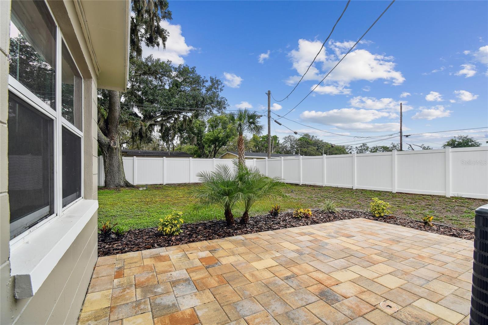 Image 11 of 40 For 7545 Banner Street