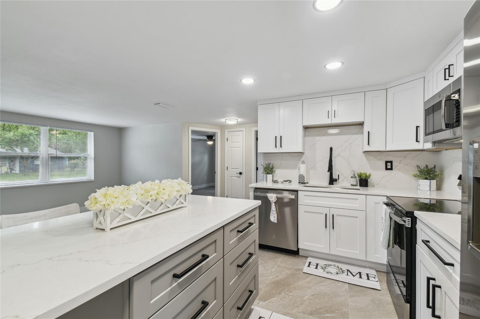 Image 18 of 40 For 7545 Banner Street
