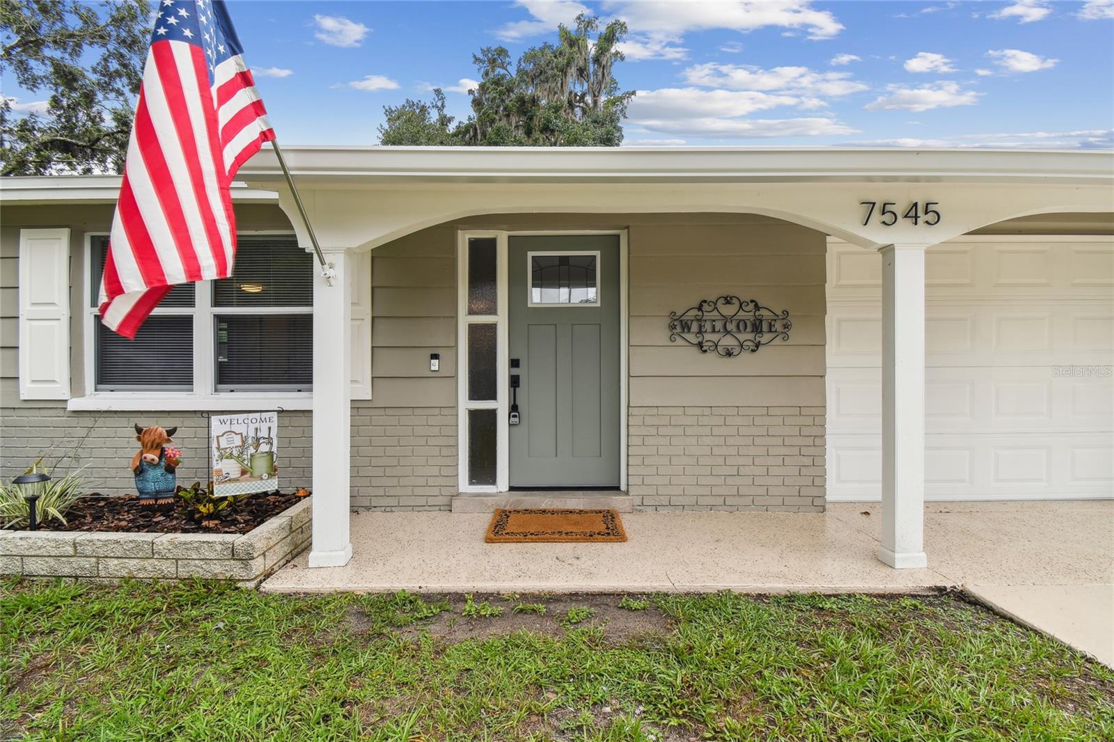 Image 2 of 40 For 7545 Banner Street