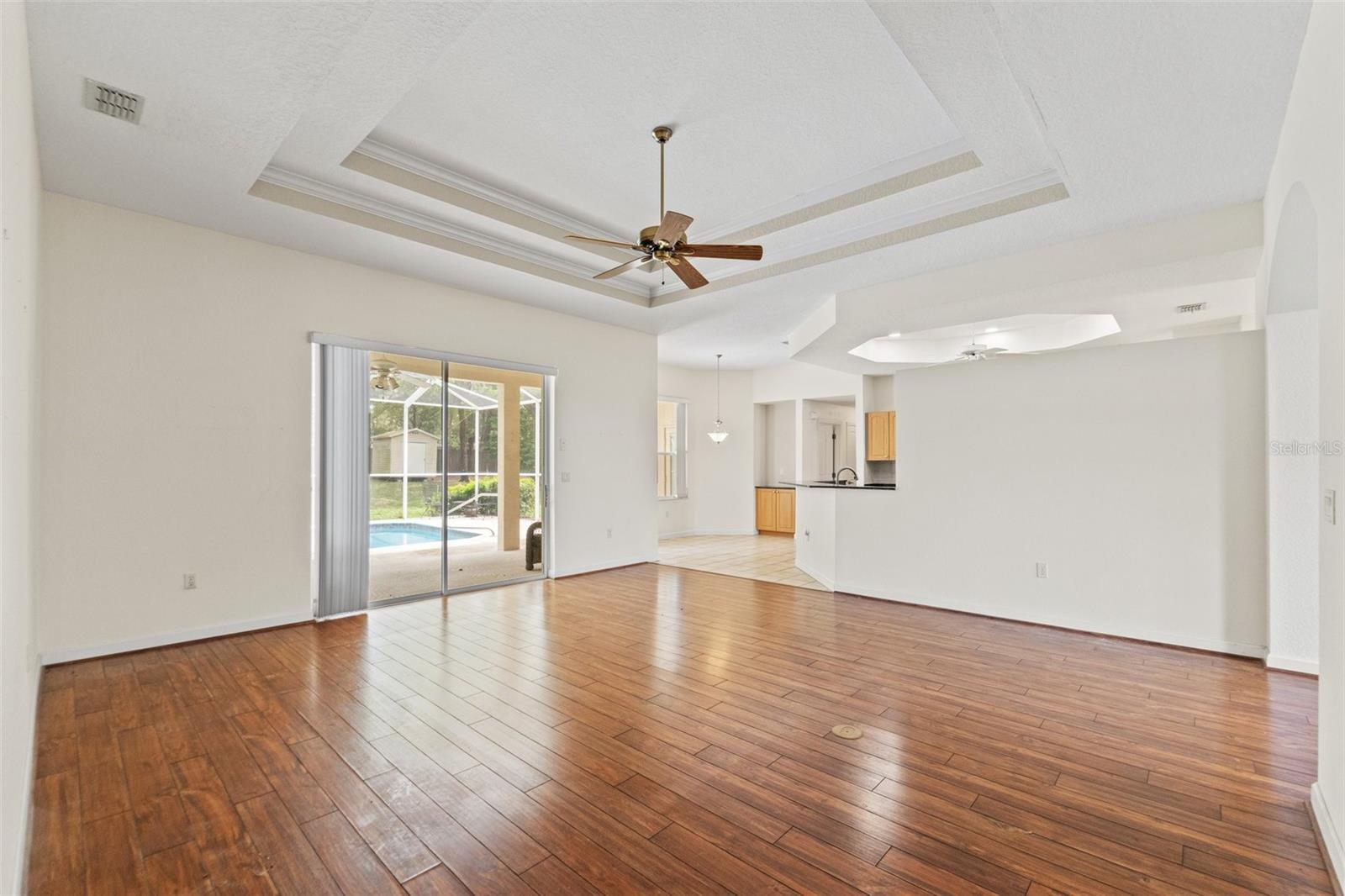 Image 16 of 47 For 12805 Coronado Drive