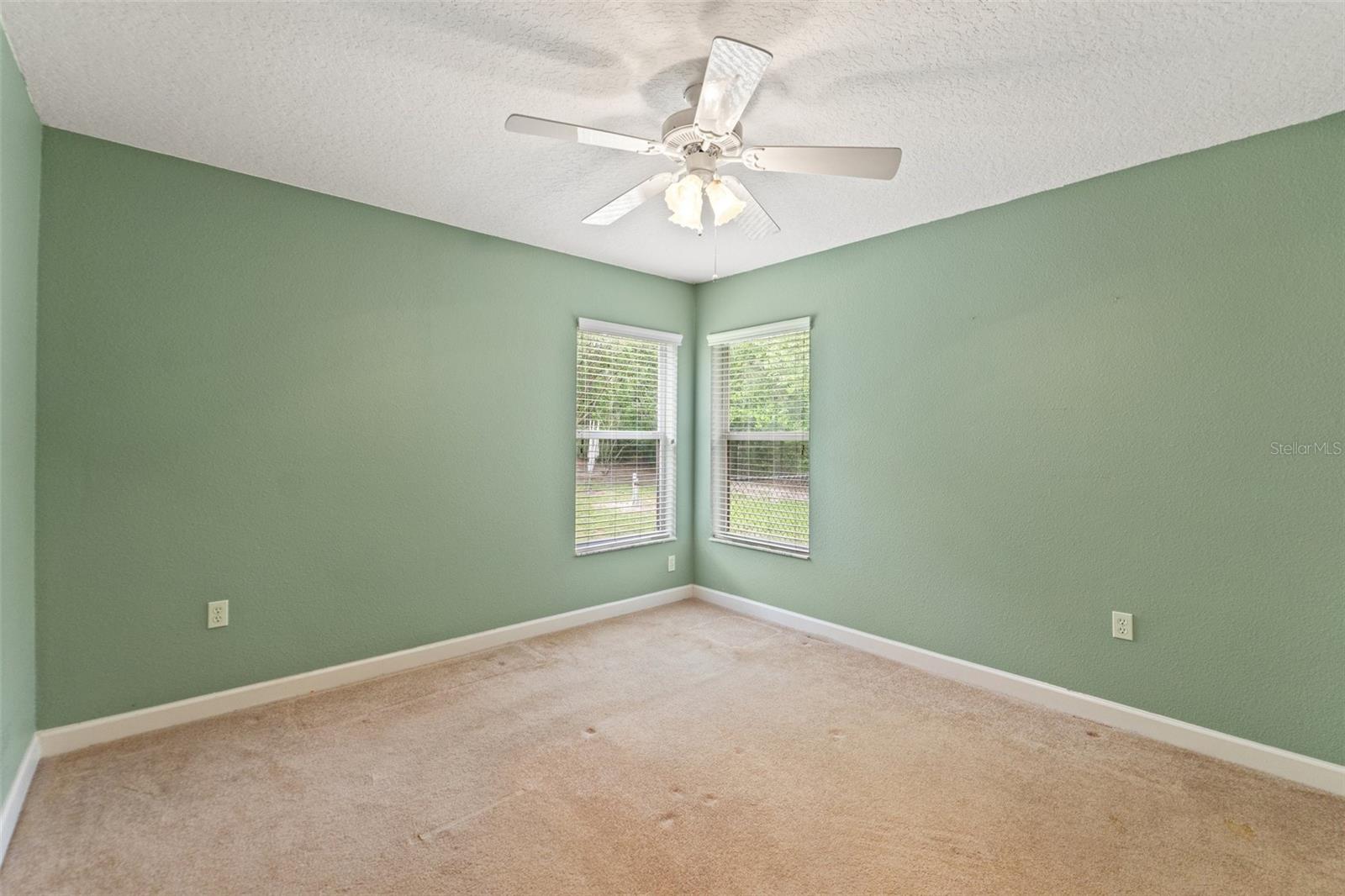 Image 23 of 47 For 12805 Coronado Drive