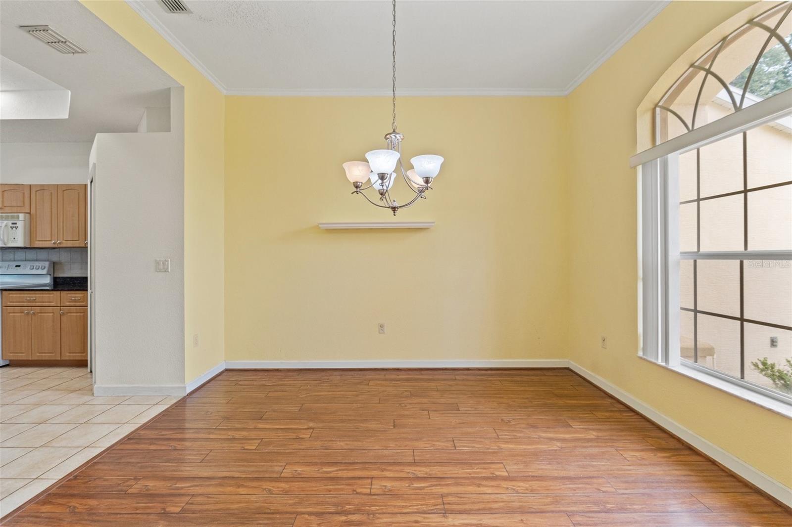 Image 8 of 47 For 12805 Coronado Drive