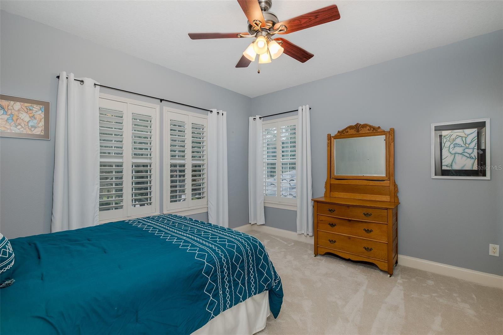 Image 39 of 100 For 10531 Pontofino Circle
