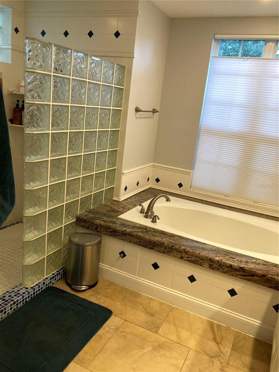 Image 41 of 65 For 2880 Chelsea Place N