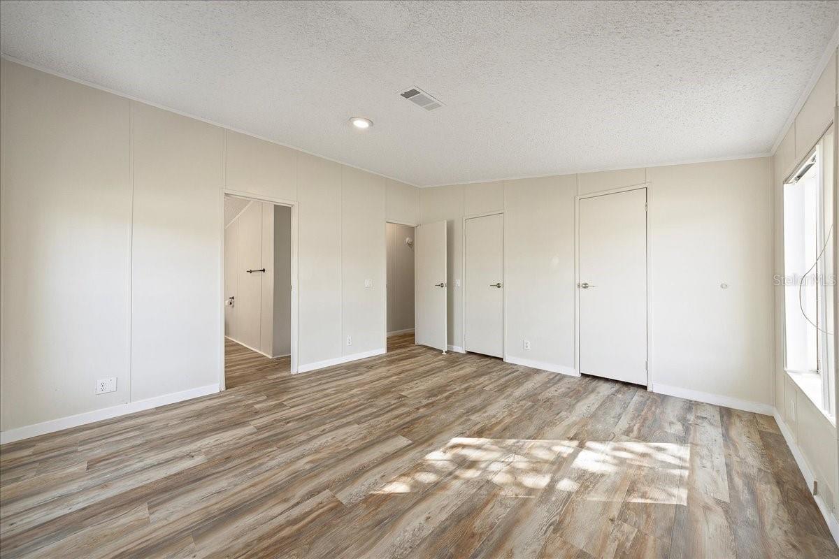 Image 23 of 33 For 14460 Diablo Drive