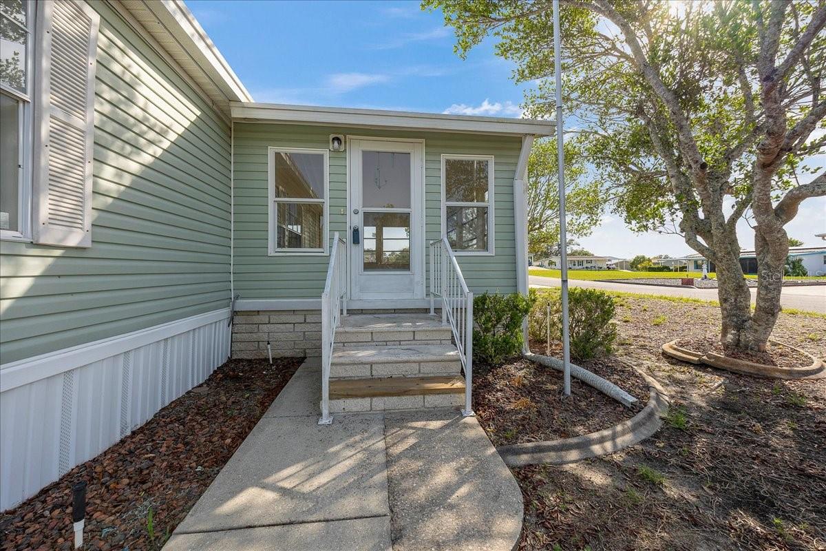 Image 4 of 33 For 14460 Diablo Drive
