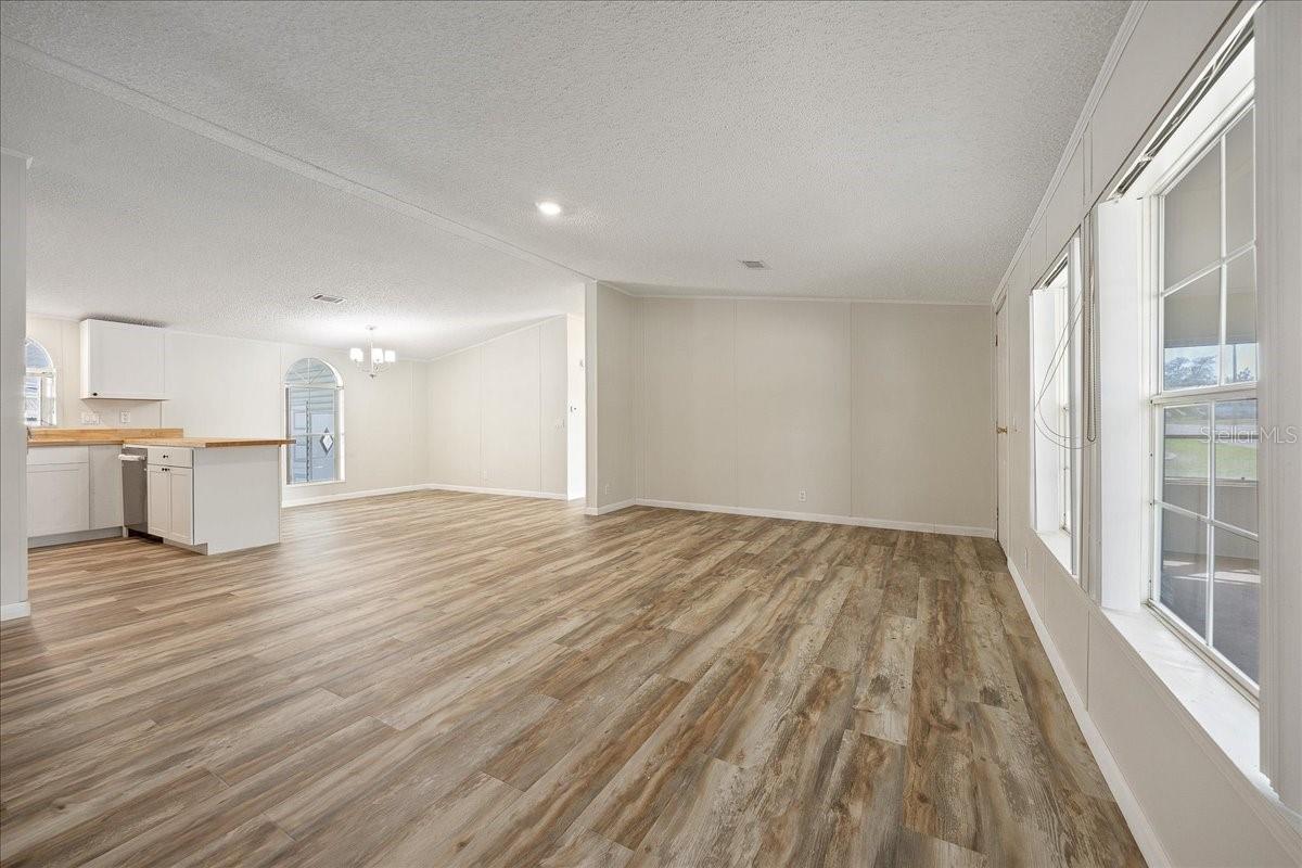 Image 6 of 33 For 14460 Diablo Drive