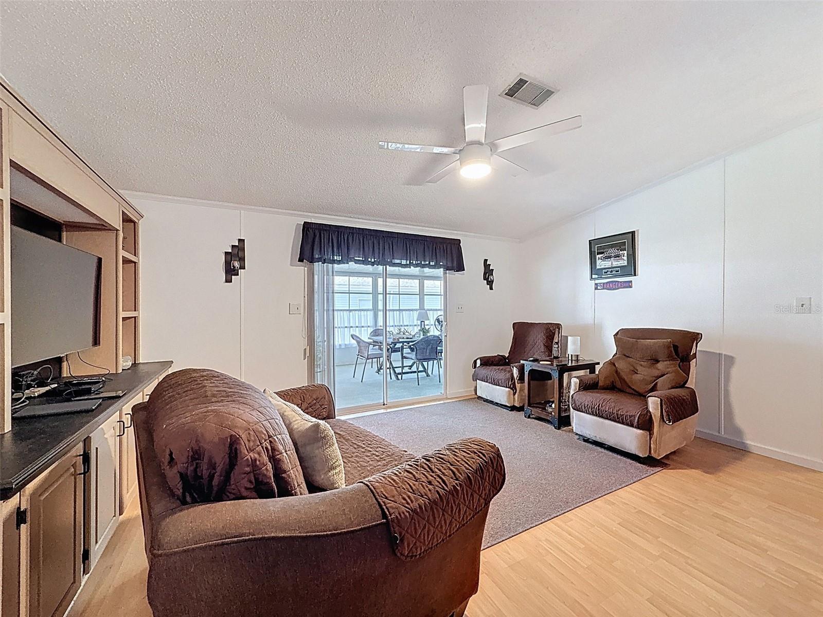 Image 16 of 59 For 7414 Morelli Avenue