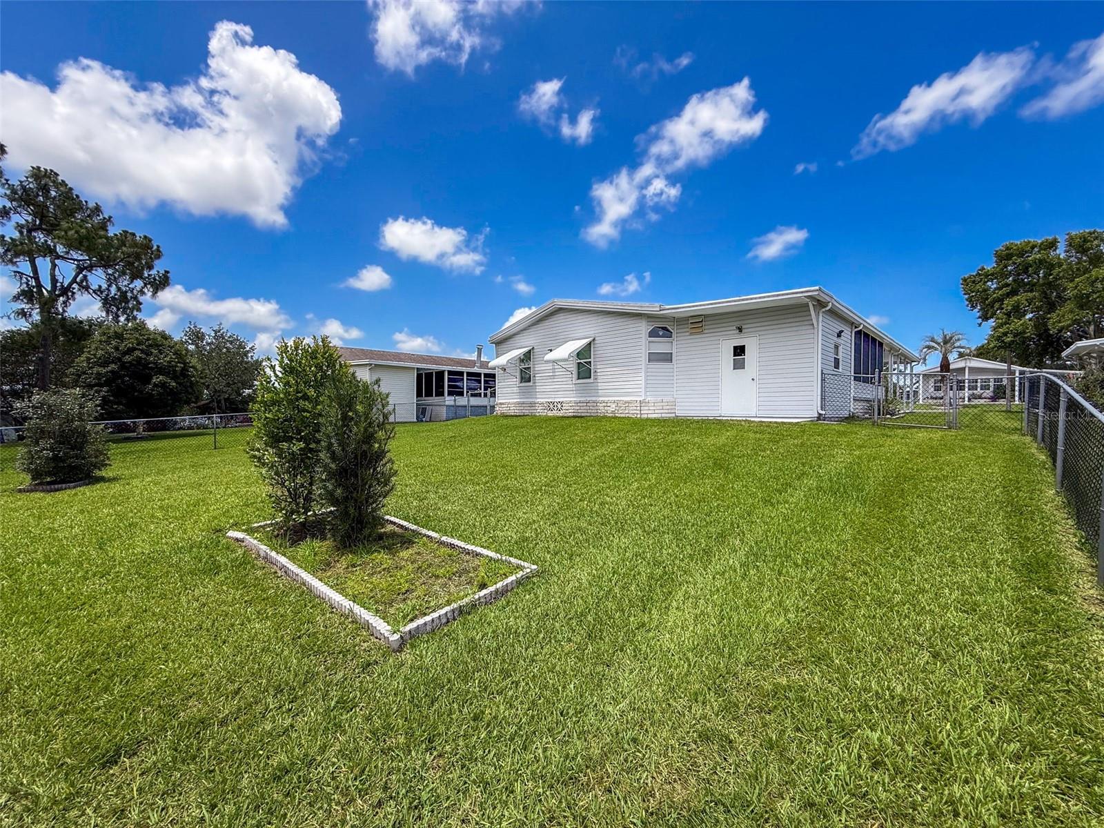 Image 36 of 59 For 7414 Morelli Avenue