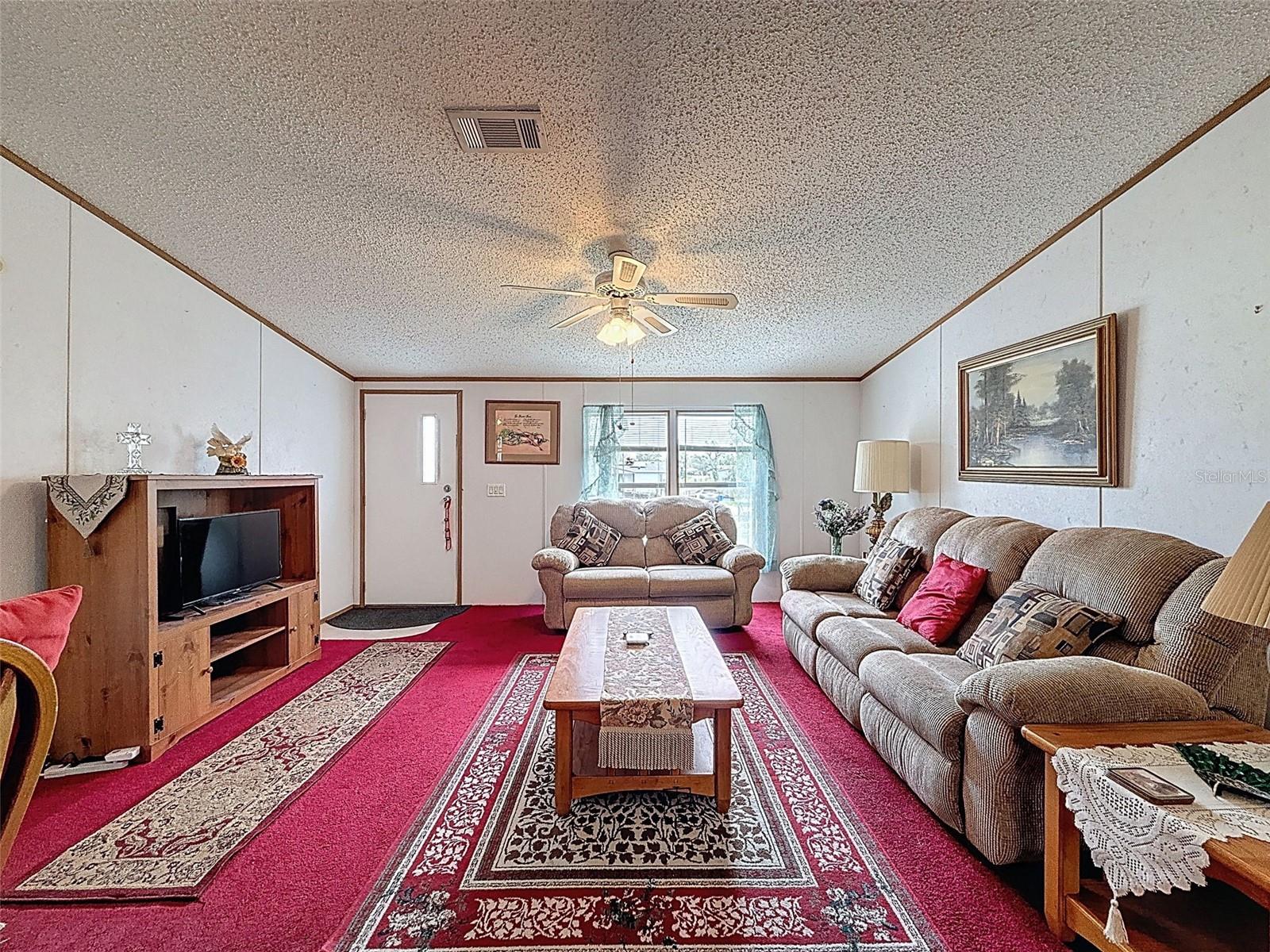 Image 5 of 53 For 9838 Fargo Dr