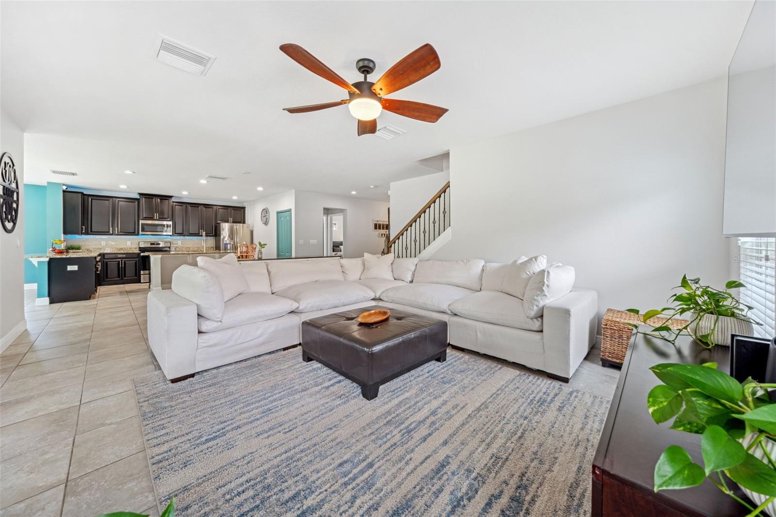 Image 13 of 56 For 18566 Hunters Meadow Walk