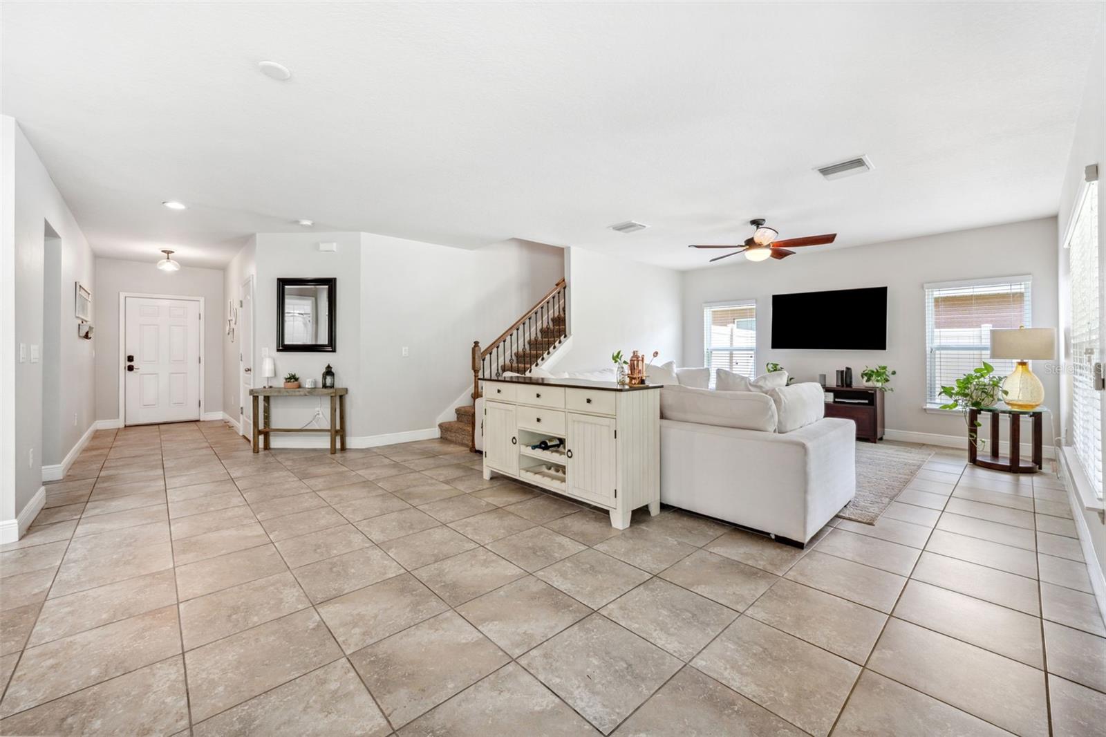 Image 14 of 56 For 18566 Hunters Meadow Walk