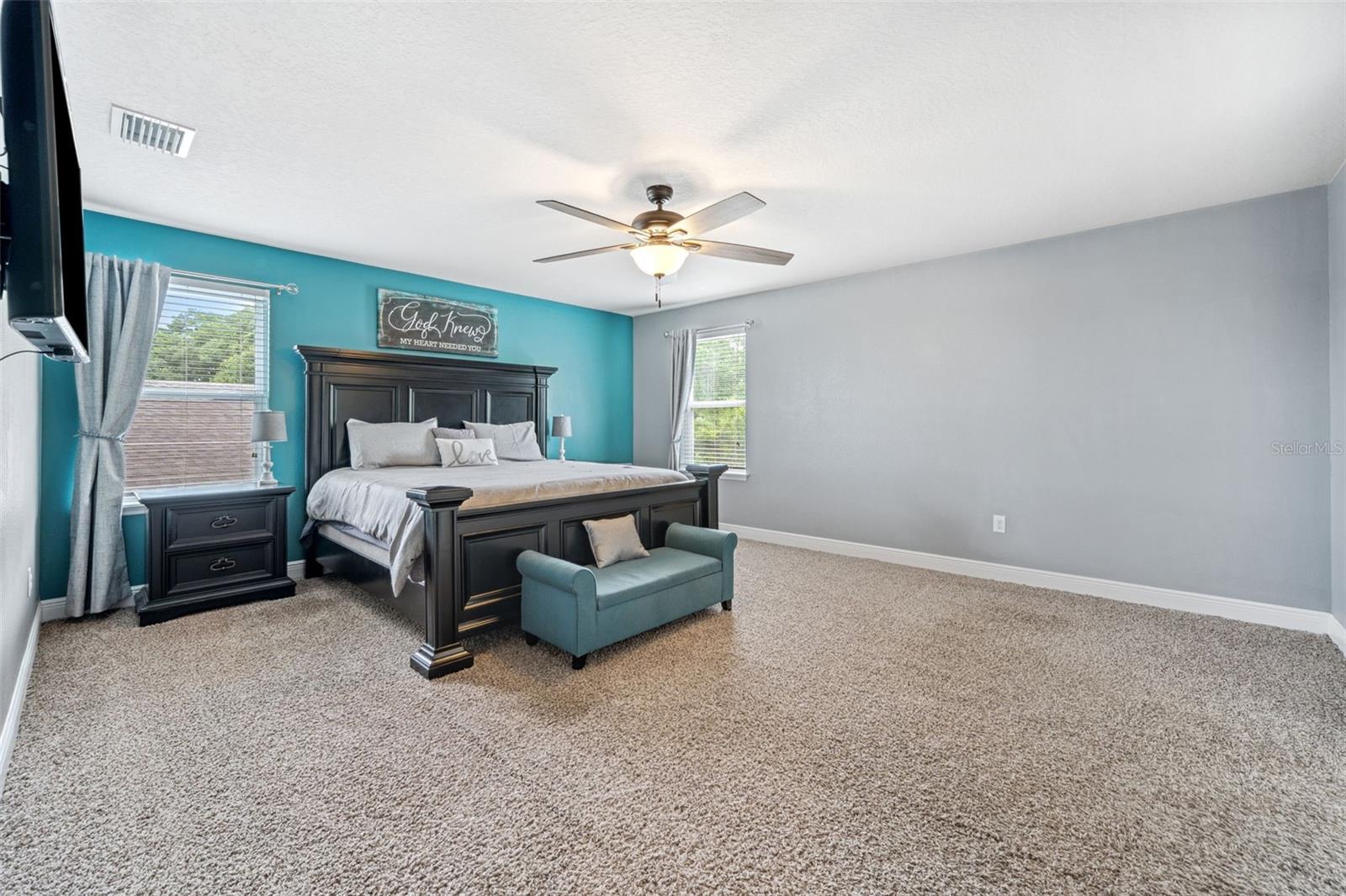 Image 23 of 56 For 18566 Hunters Meadow Walk