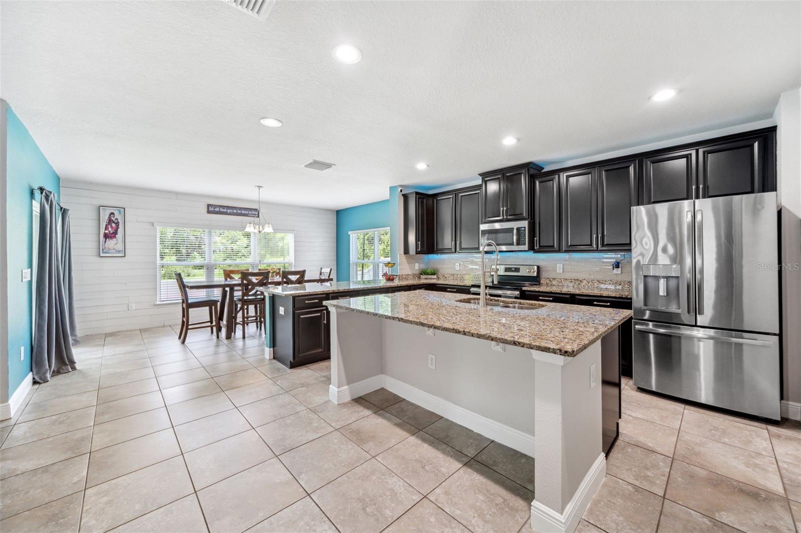 Image 3 of 56 For 18566 Hunters Meadow Walk
