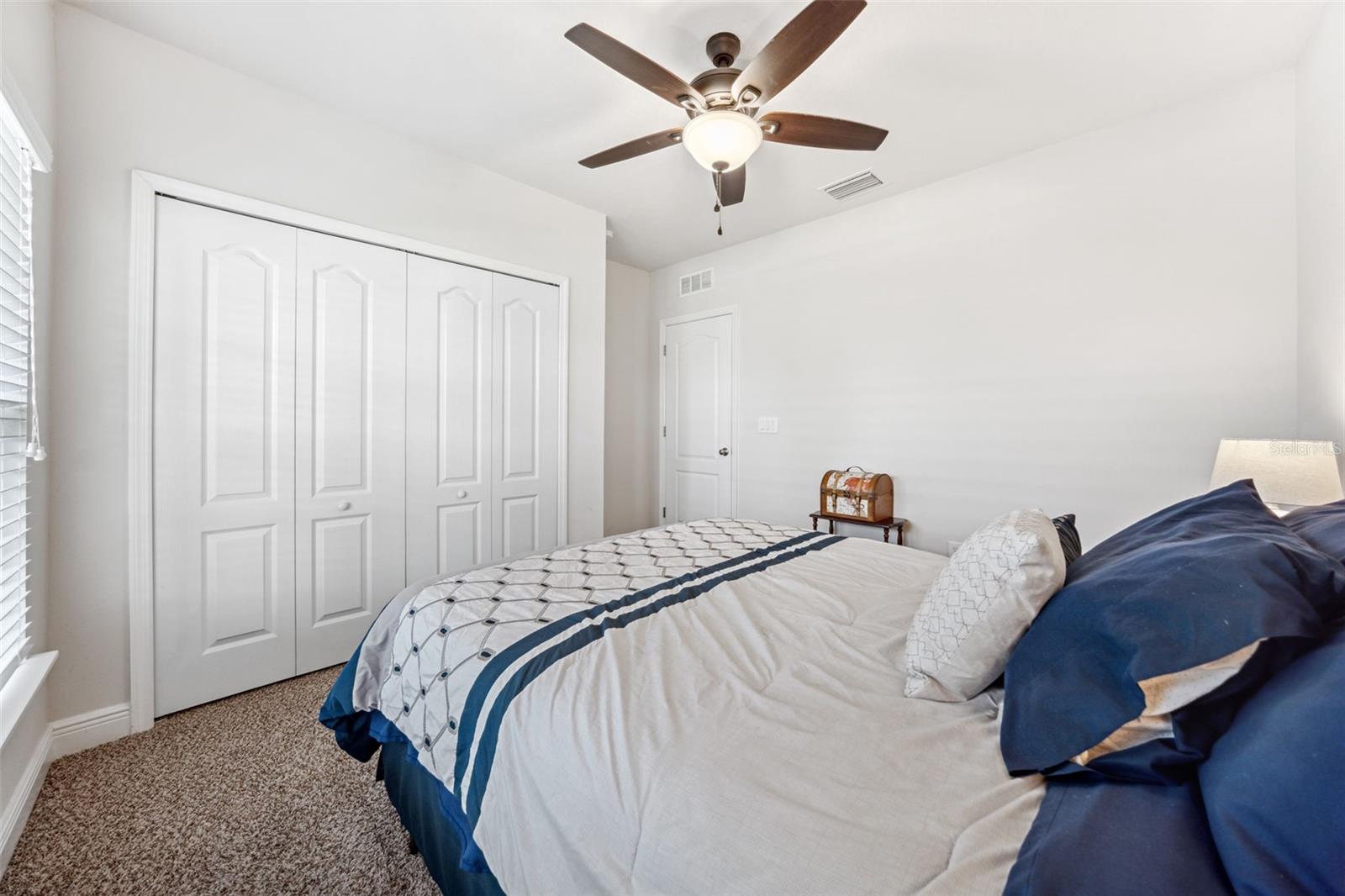 Image 36 of 56 For 18566 Hunters Meadow Walk