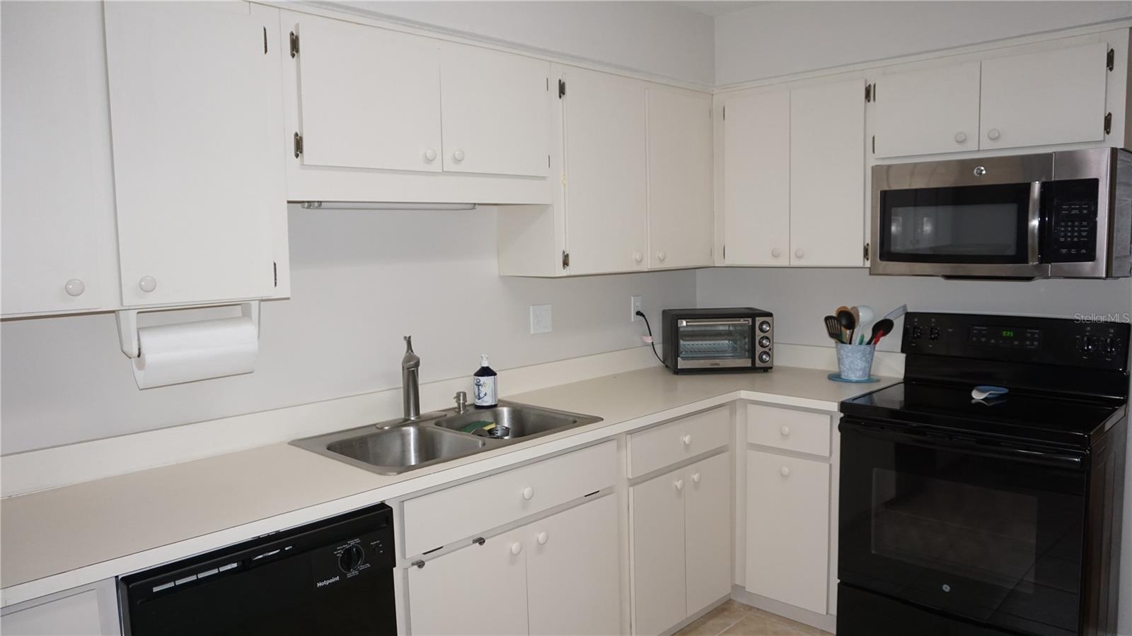Image 6 of 26 For 13012 Wedgewood Way A