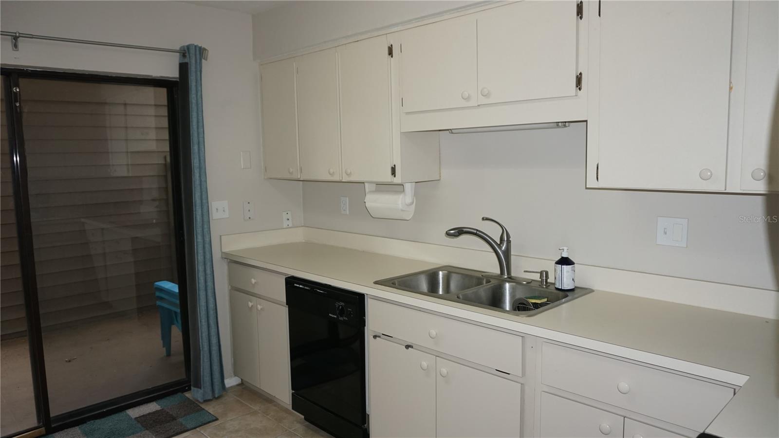 Image 7 of 26 For 13012 Wedgewood Way A