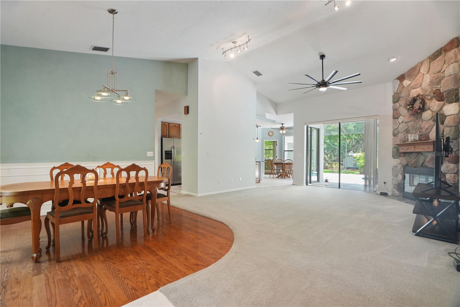 Image 11 of 94 For 8518 Quail Hollow Boulevard
