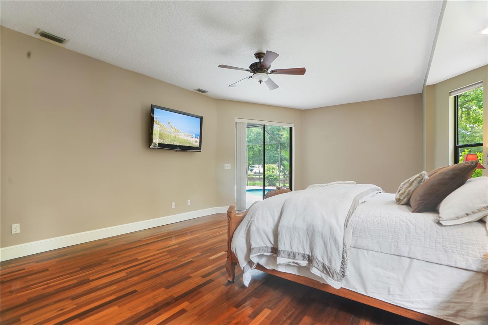 Image 16 of 94 For 8518 Quail Hollow Boulevard