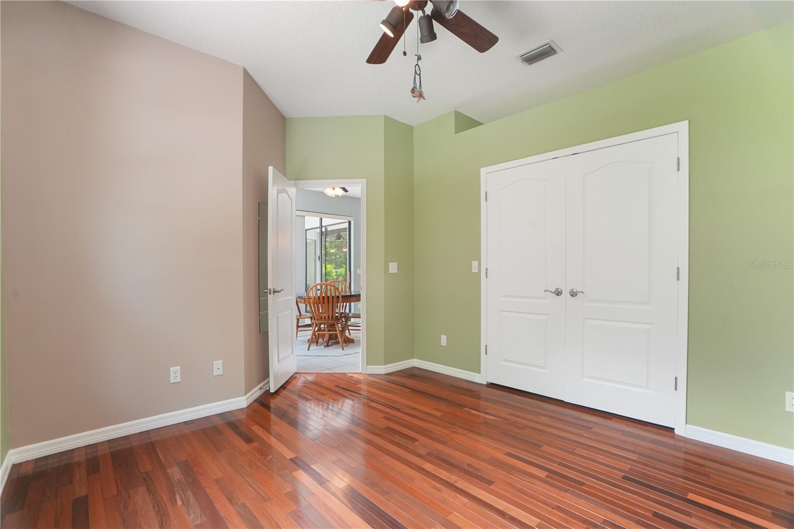 Image 37 of 94 For 8518 Quail Hollow Boulevard