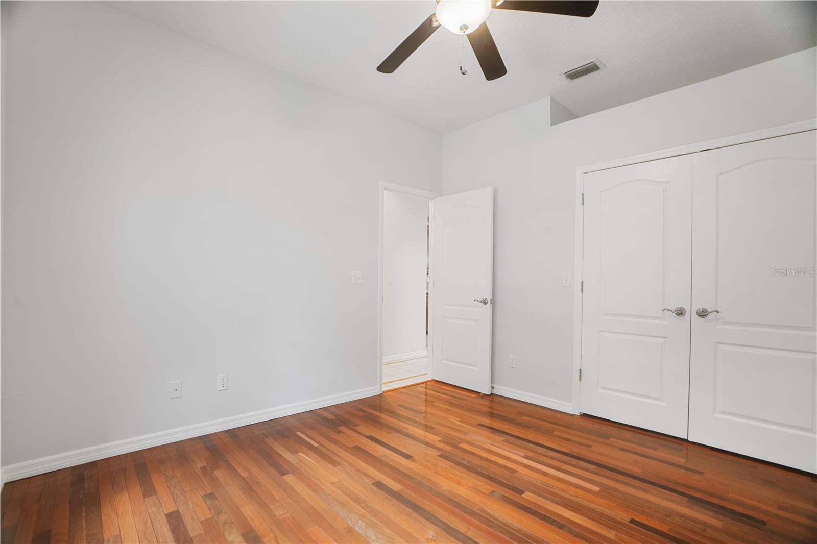 Image 40 of 94 For 8518 Quail Hollow Boulevard