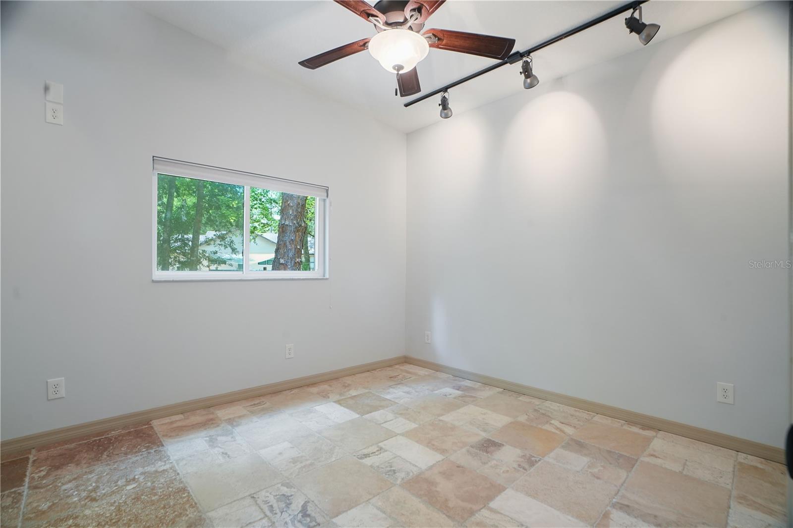 Image 82 of 94 For 8518 Quail Hollow Boulevard
