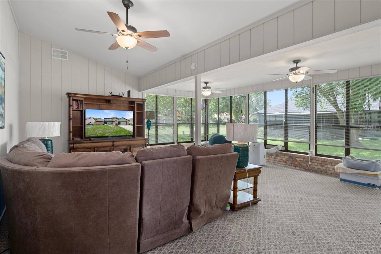 Image 26 of 56 For 35046 Smoketree Lane