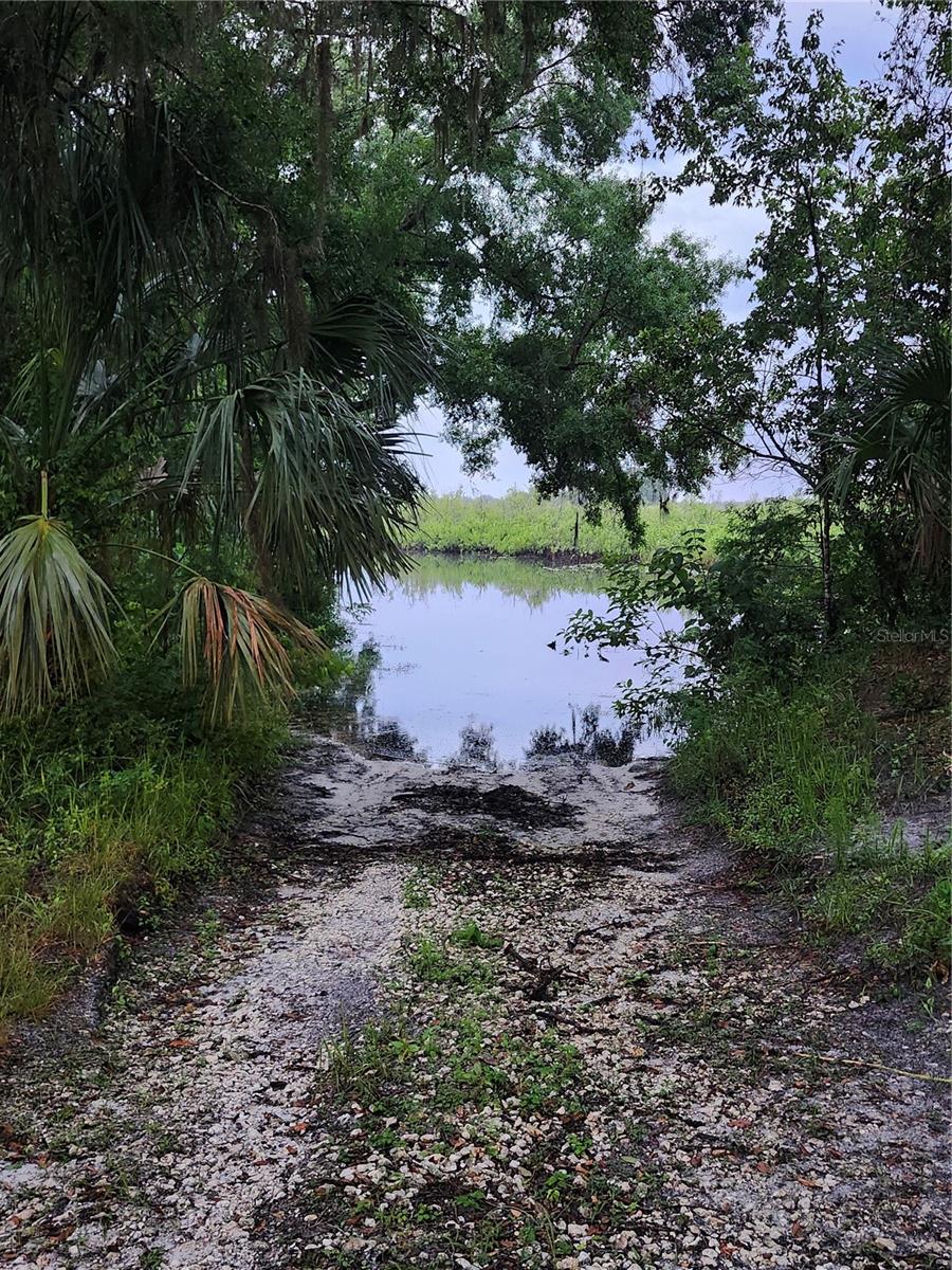 Listing photo id 30 for 4195 Spaniel Trail