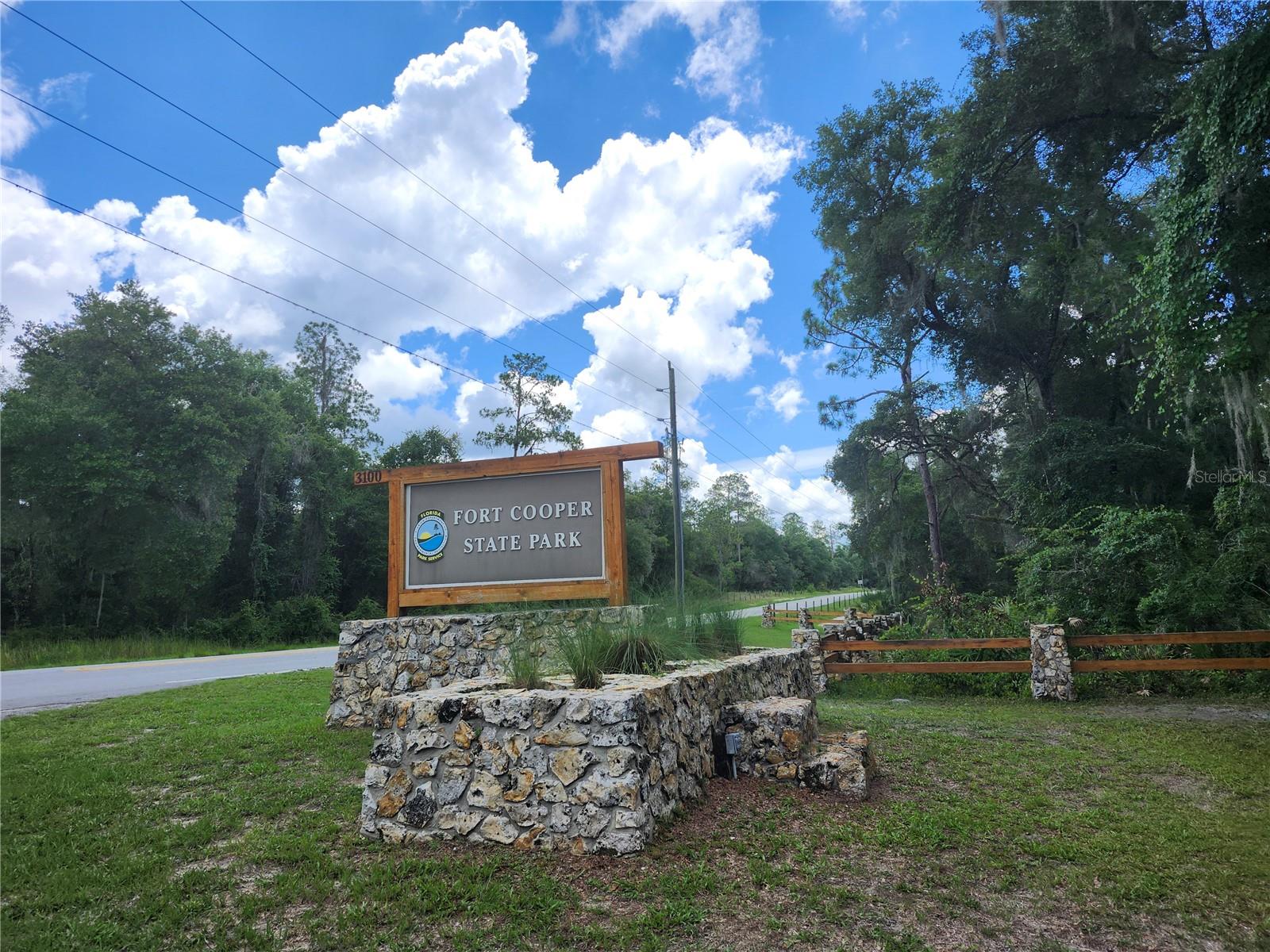 Listing photo id 35 for 4195 Spaniel Trail