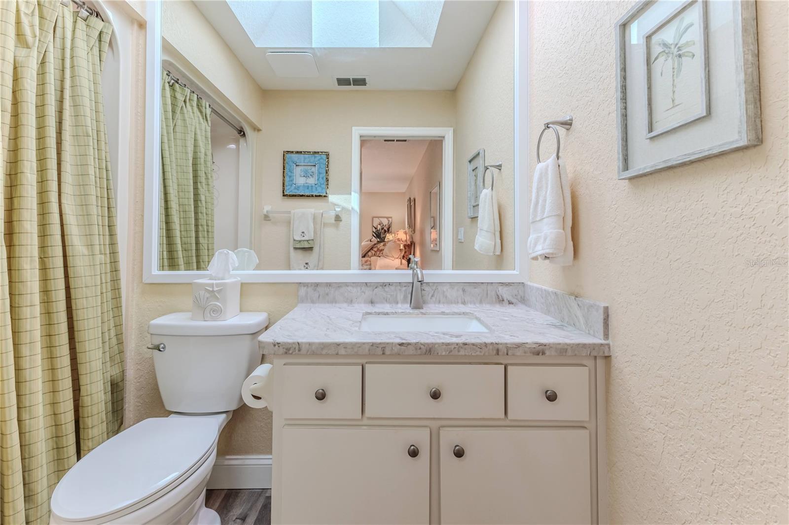 Image 42 of 75 For 4460 Flounder Drive