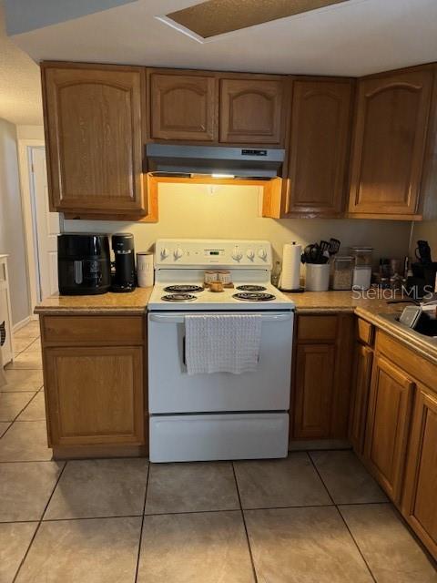 Image 2 of 40 For 7222 Coventry Drive