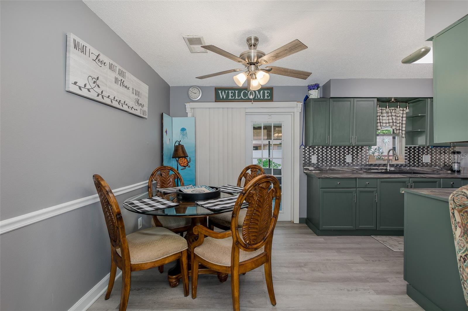 Image 10 of 36 For 27263 Warner Avenue