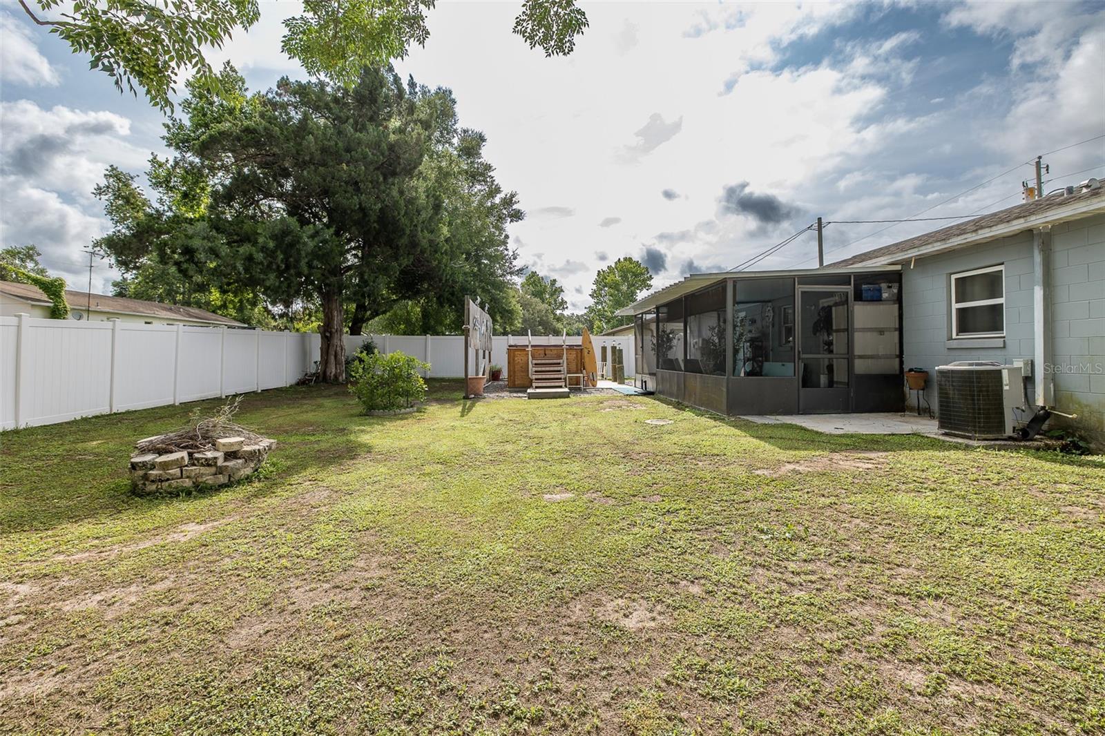 Image 33 of 36 For 27263 Warner Avenue