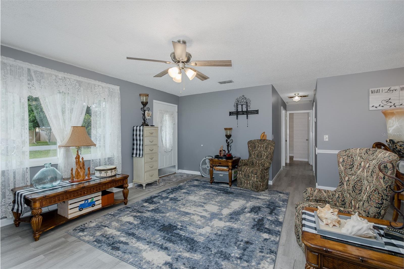 Image 9 of 36 For 27263 Warner Avenue
