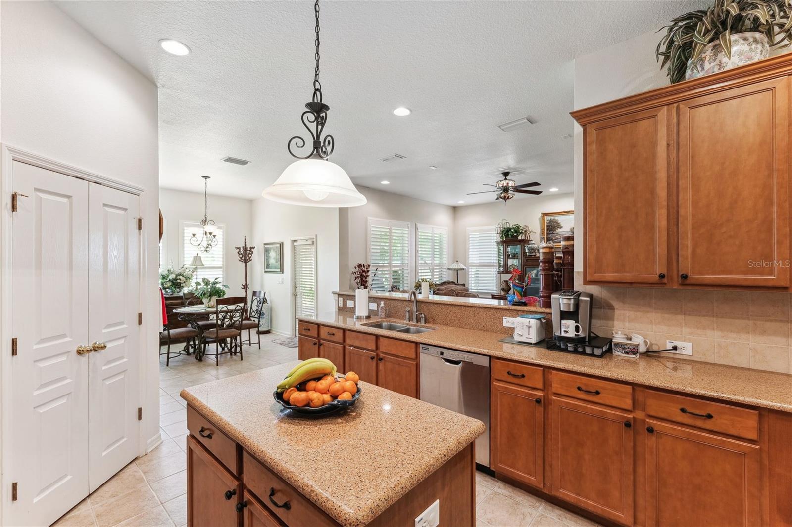 Listing photo id 11 for 19531 Mossy Oak Court