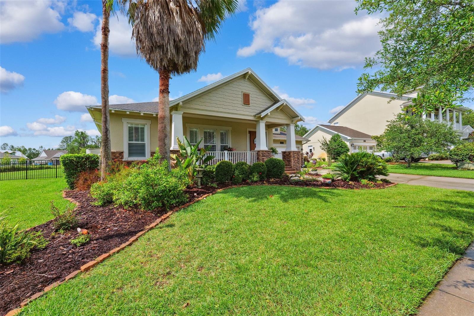 Listing photo id 1 for 19531 Mossy Oak Court
