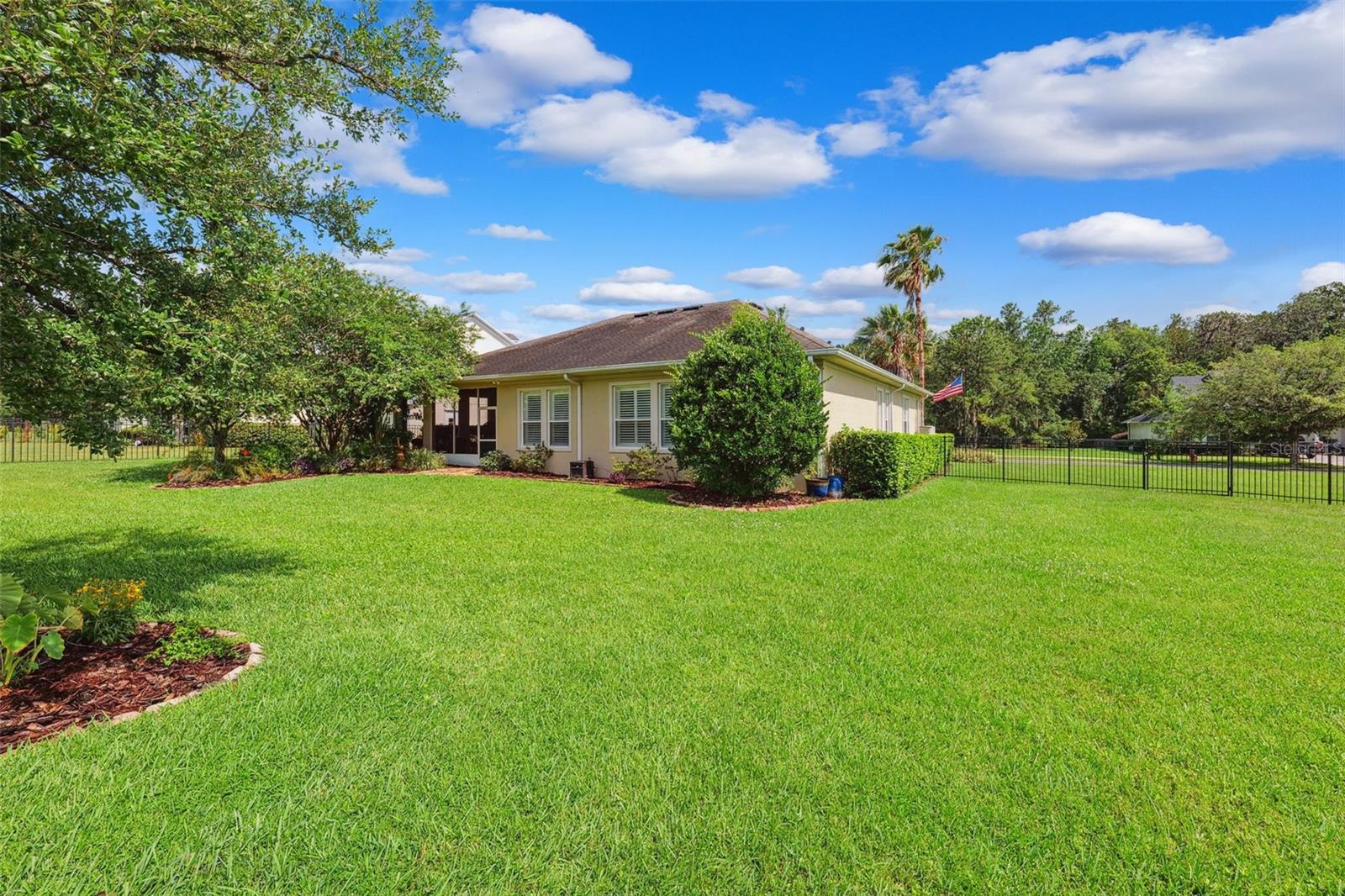 Listing photo id 33 for 19531 Mossy Oak Court