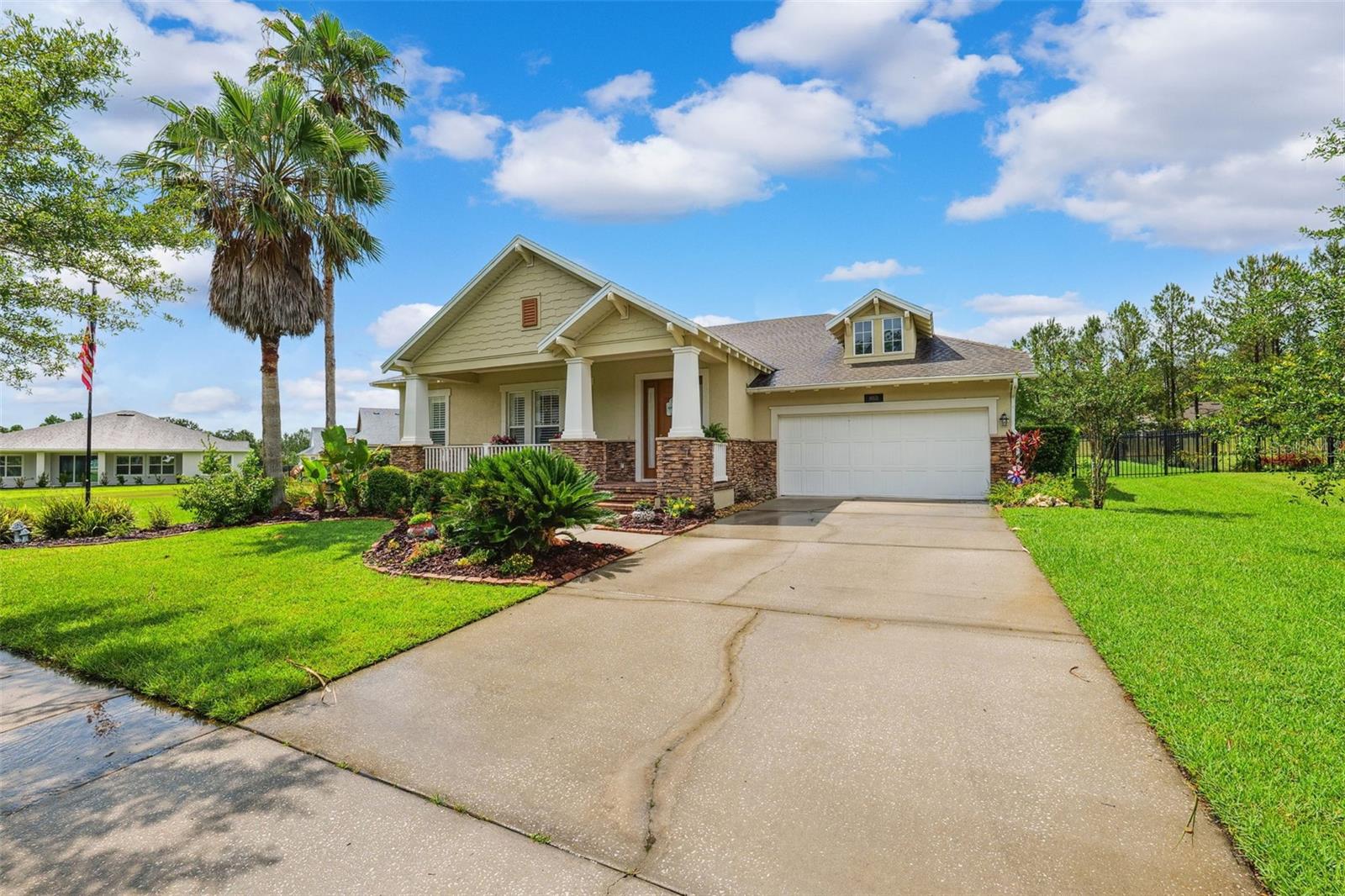 Listing photo id 3 for 19531 Mossy Oak Court