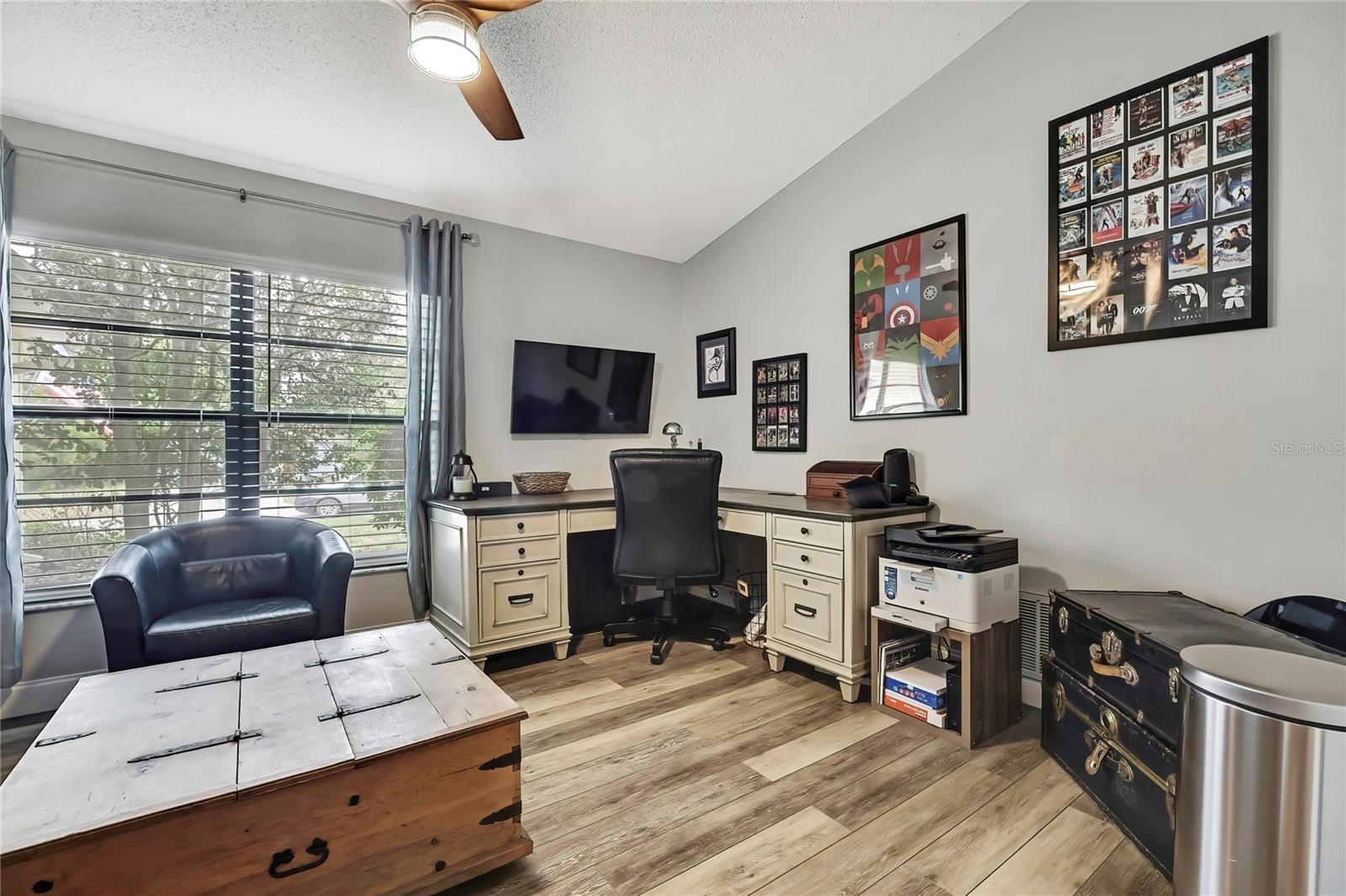 Image 7 of 41 For 4072 Everett Avenue