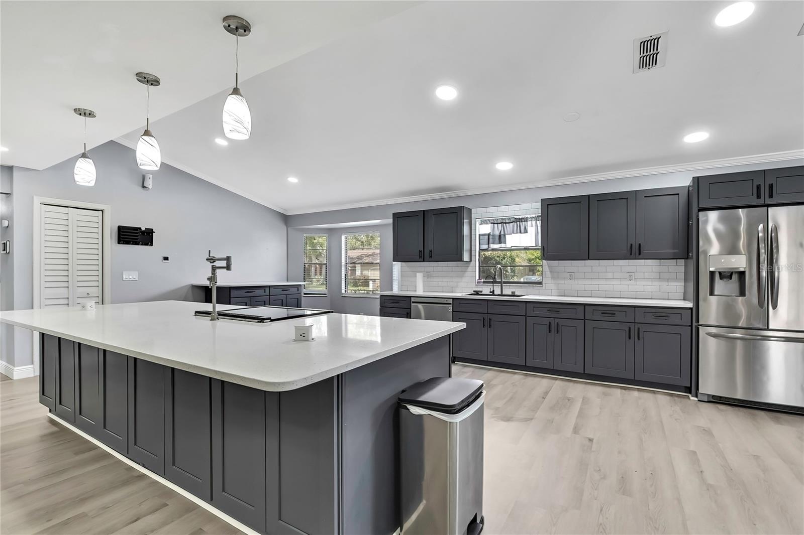 Image 3 of 49 For 10277 Rosetti Ct