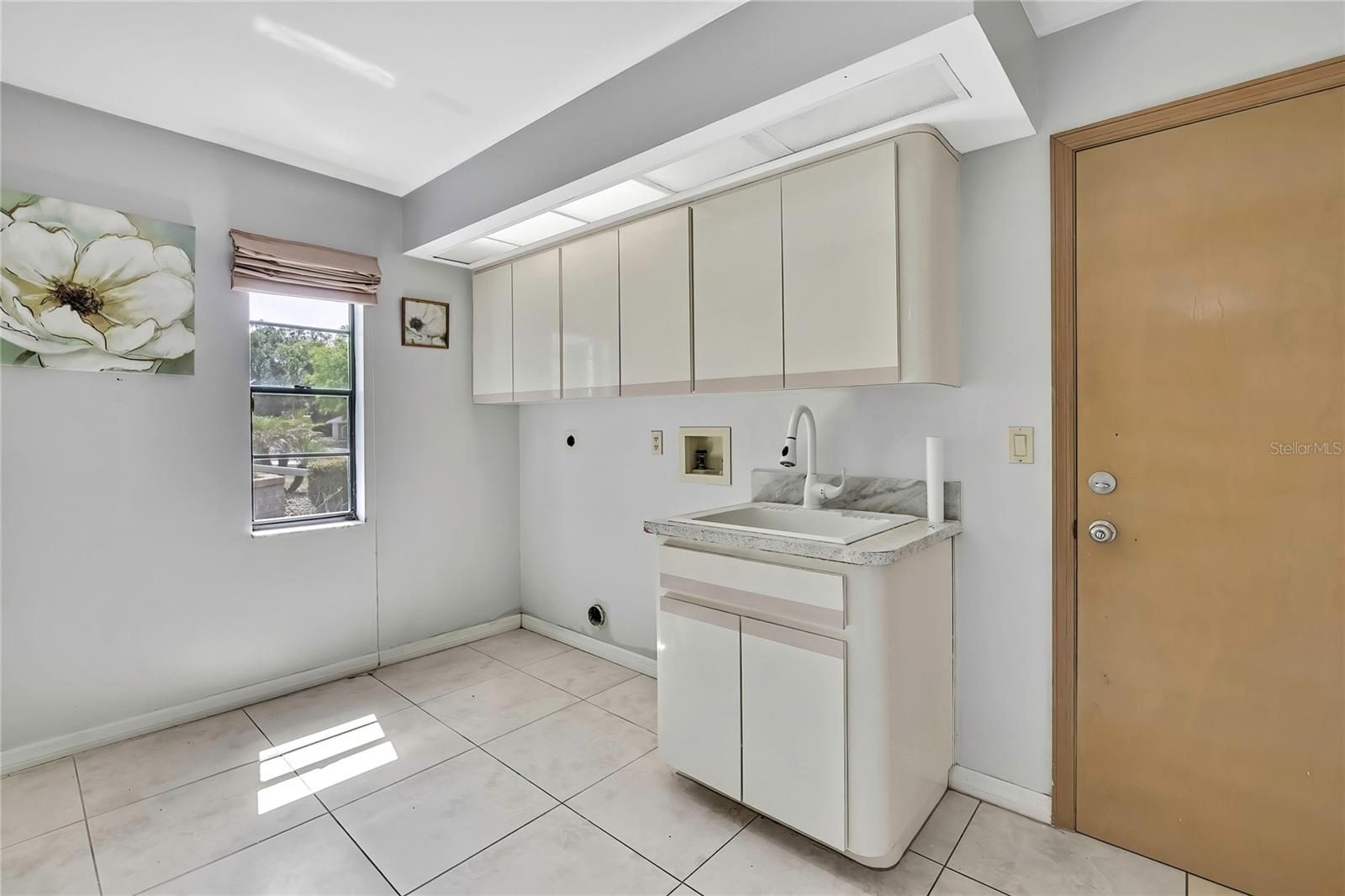 Image 41 of 49 For 10277 Rosetti Ct