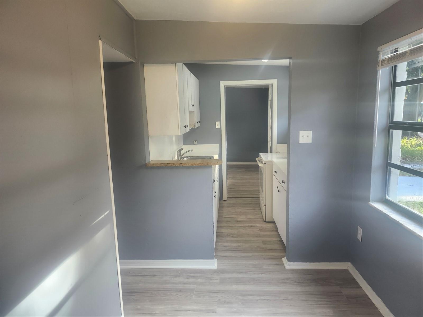 Image 16 of 27 For 9432 84th Street