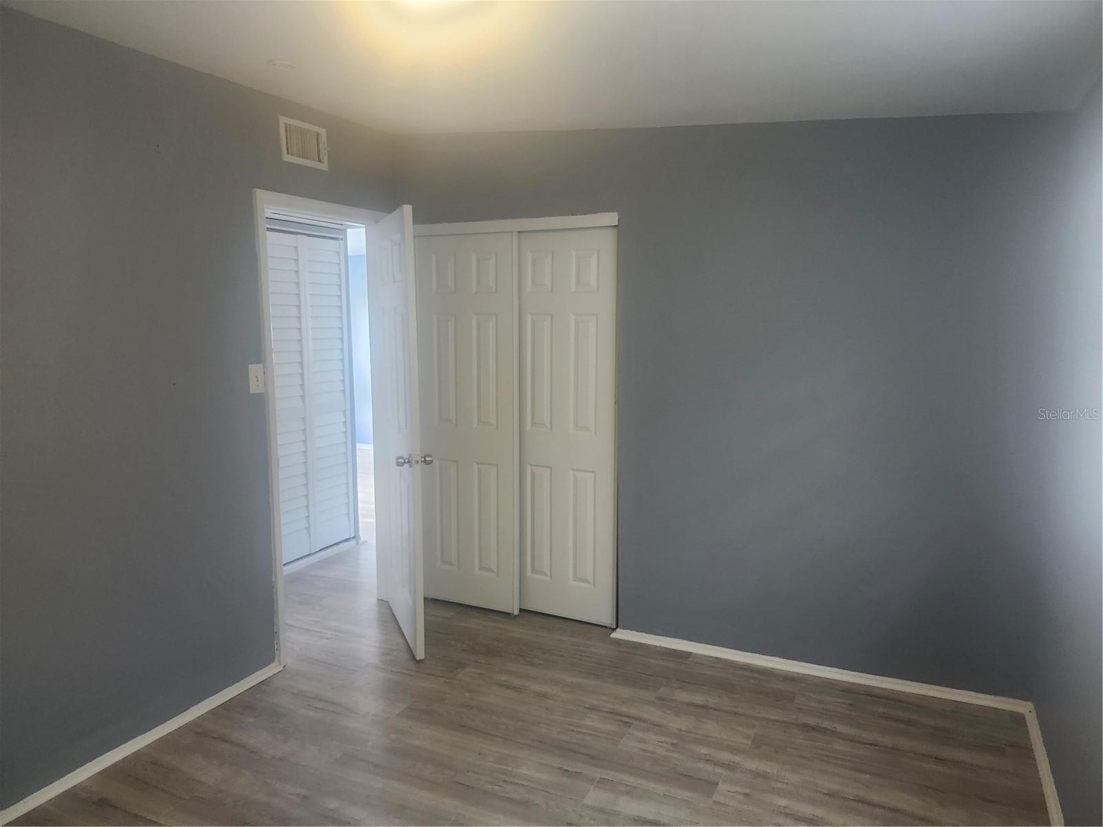 Image 20 of 27 For 9432 84th Street