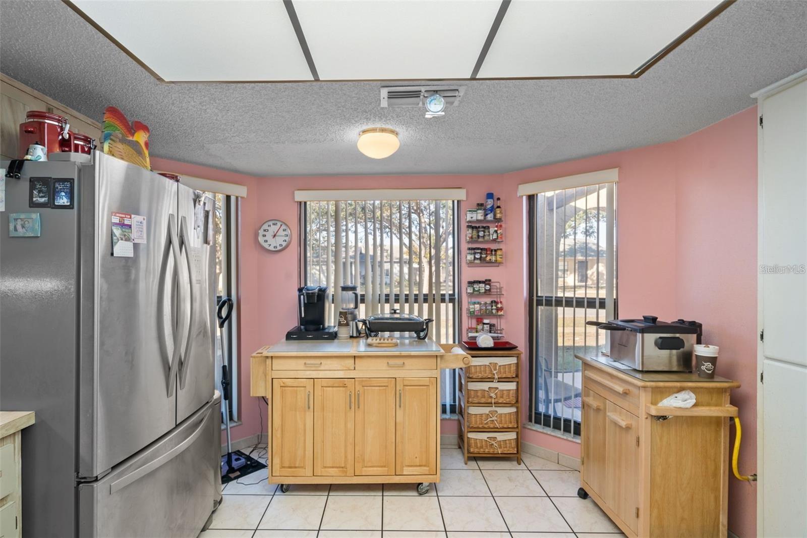 Image 9 of 23 For 8914 Schrader Boulevard