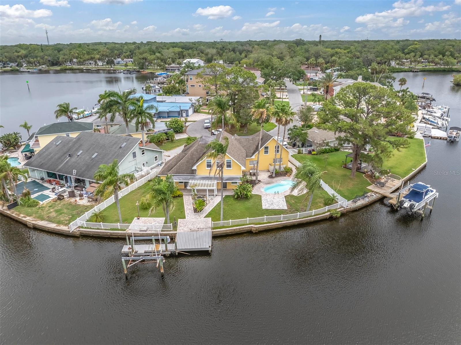 Image 37 of 53 For 5440 Manatee Point Drive